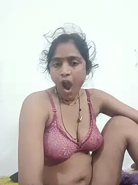 Snapshot of Guriya0076 chatting on June 19, 2026, 11:30 pm Guriya0076 online show from June 19, 2026, 11:30 pm