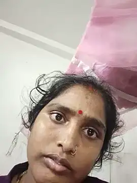 Snapshot of Guriya0076 chatting on July 7, 2026, 11:14 am Guriya0076 online show from July 7, 2026, 11:14 am