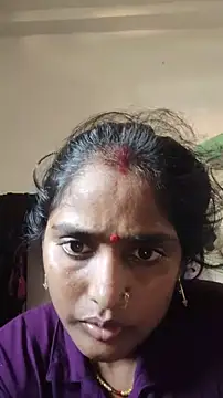 Snapshot of Guriya0076 chatting on July 17, 2026, 10:55 am Guriya0076 online show from July 17, 2026, 10:55 am