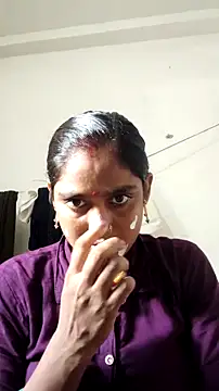 Snapshot of Guriya0076 chatting on July 22, 2026, 4:37 am Guriya0076 online show from July 22, 2026, 4:37 am