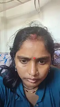 Snapshot of Guriya0076 chatting on July 26, 2026, 1:36 am Guriya0076 online show from July 26, 2026, 1:36 am