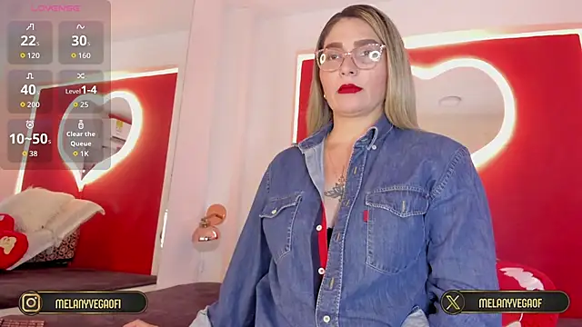 MelanyVegas online show from September 10, 2025, 1:44 pm