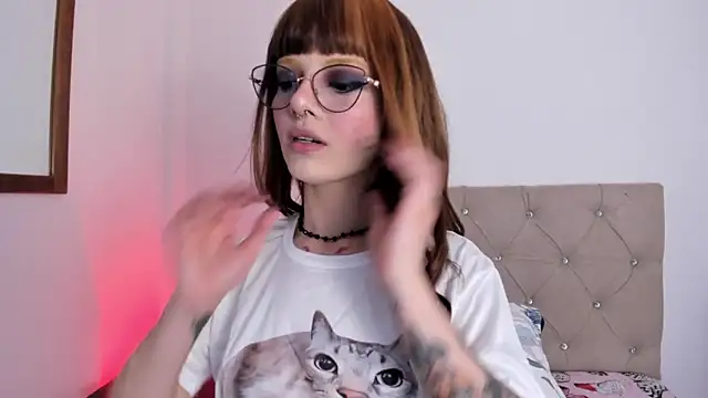 abby jones2 online show from November 12, 2025, 2:45 am