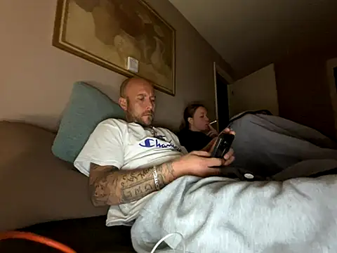 Snapshot of curis4270panda chatting on October 11, 2025, 2:44 am curis4270panda online show from October 11, 2025, 2:44 am