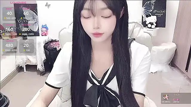 Snapshot of -EEBABY chatting on June 4, 2026, 2:23 pm -EEBABY online show from June 4, 2026, 2:23 pm