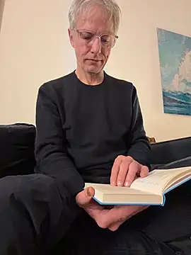 SexyLeon8 online show from January 17, 2026, 6:40 am