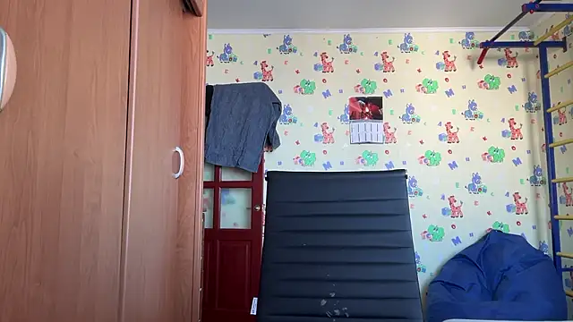 chiraq1945 online show from February 3, 2026, 7:13 am