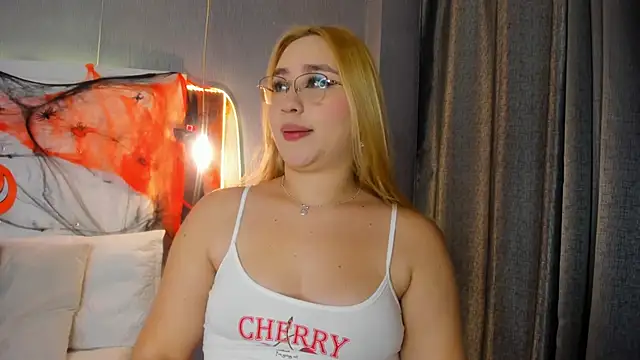 ximenanoah online show from October 18, 2025, 1:34 pm