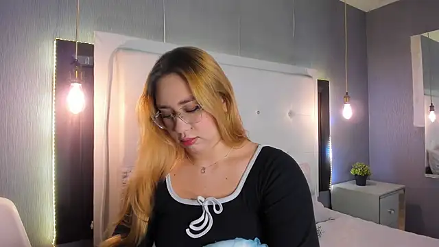 ximenanoah online show from February 21, 2026, 12:17 pm