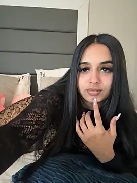 LilMisIndianx online show from February 7, 2026, 9:13 am