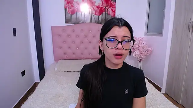 pinky f00x online show from September 25, 2025, 2:15 am