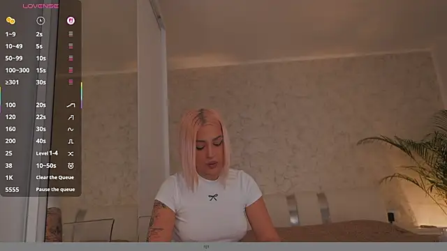 daisyblushh online show from January 16, 2026, 3:16 pm