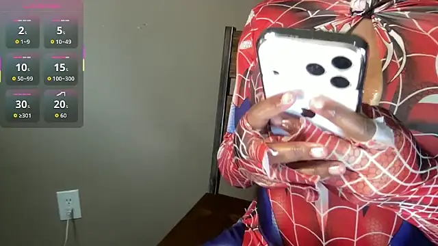 Snapshot of maskedgirl5005 chatting on February 13, 2026, 6:59 pm maskedgirl5005 online show from February 13, 2026, 6:59 pm