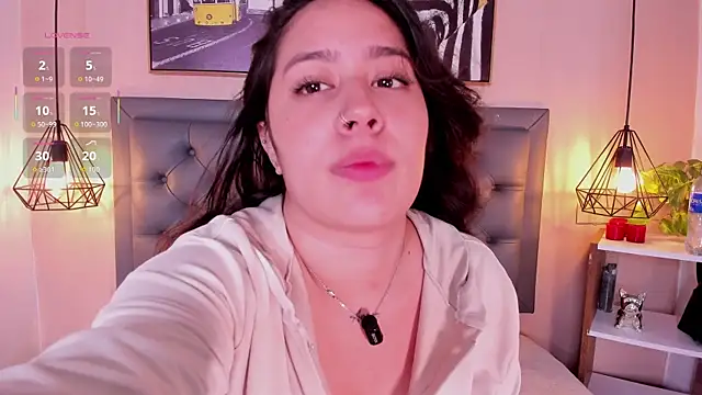 aisha duque online show from February 19, 2026, 7:43 pm