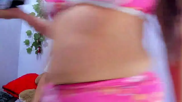 NataliaAndJulliam online show from February 4, 2026, 4:29 am