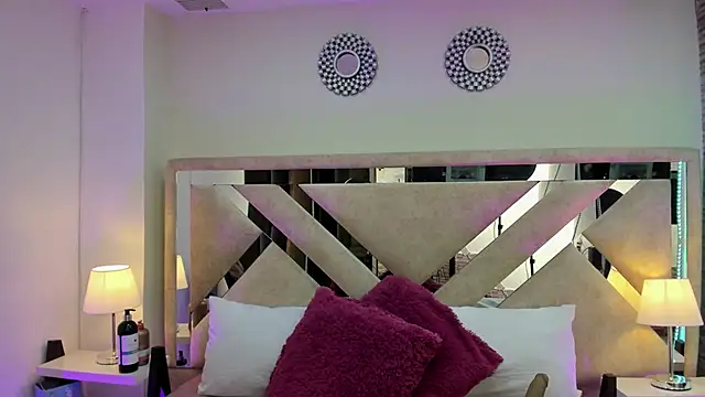 ximena vasquez8 online show from March 20, 2026, 4:06 am