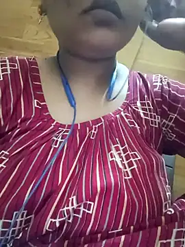 Cute Amiya online show from September 13, 2025, 4:51 pm