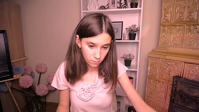 Snapshot of RosaRay_ chatting on July 14, 2026, 6:40 am RosaRay online show from July 14, 2026, 6:40 am