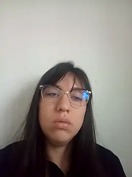 lareinalareinadelanal online show from October 16, 2025, 11:44 am