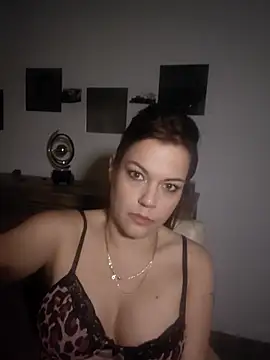Foxy-Milfy online show from September 29, 2025, 10:36 pm