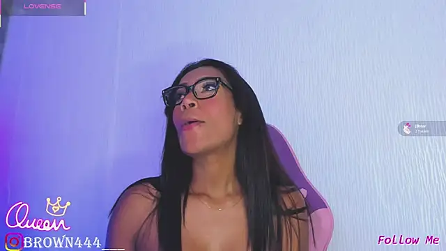 Snapshot of _naomibrown_ chatting on May 6, 2026, 3:57 am naomibrown online show from May 6, 2026, 3:57 am