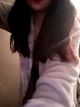 Akanett cxtt online show from October 8, 2025, 3:04 am