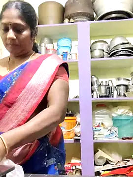 papukurty online show from November 15, 2025, 2:46 pm