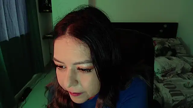 Abbyjoness21 online show from September 9, 2025, 1:21 pm