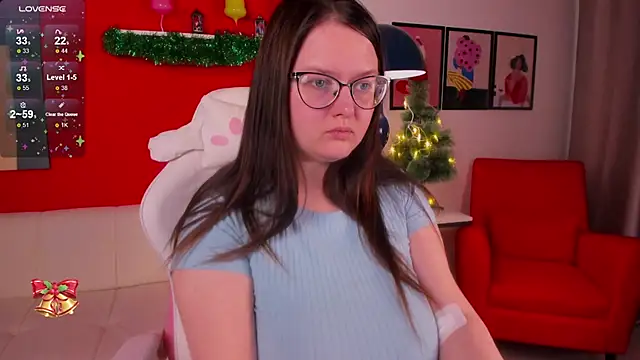 HelenDanvers online show from January 11, 2026, 10:09 am