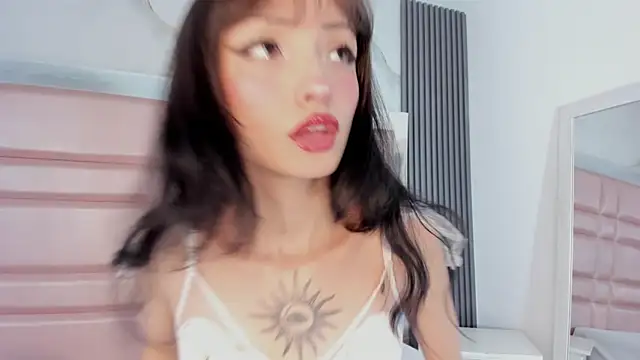 MaddieStark online show from October 16, 2025, 7:04 pm