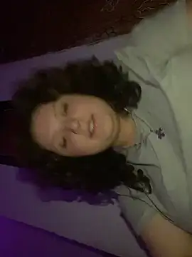 Solangerulo  online show from February 12, 2026, 4:18 am