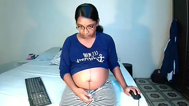 Snapshot of indiansweetflava chatting on April 13, 2026, 11:59 am indiansweetflava online show from April 13, 2026, 11:59 am