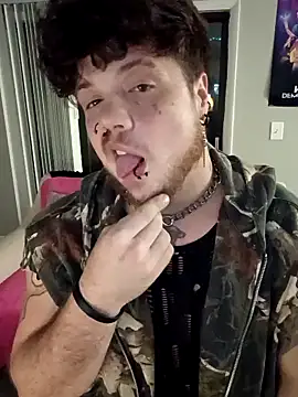 Snapshot of Kiami_Noara chatting on February 21, 2026, 7:20 am Kiami Noara online show from February 21, 2026, 7:20 am