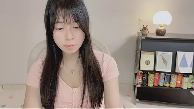 Onechestnut online show from May 13, 2026, 5:05 am