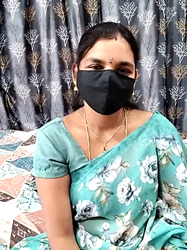 Snapshot of Lalitha-1995 chatting on March 5, 2026, 5:36 am Lalitha-1995 online show from March 5, 2026, 5:36 am