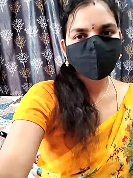 Snapshot of Lalitha-1995 chatting on March 7, 2026, 6:21 am Lalitha-1995 online show from March 7, 2026, 6:21 am