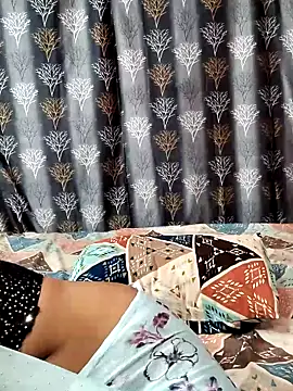 Snapshot of Lalitha-1995 chatting on March 21, 2026, 6:18 am Lalitha-1995 online show from March 21, 2026, 6:18 am