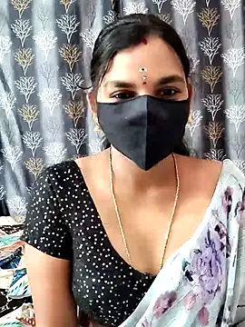 Snapshot of Lalitha-1995 chatting on March 27, 2026, 6:08 am Lalitha-1995 online show from March 27, 2026, 6:08 am