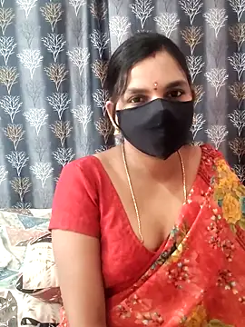 Snapshot of Lalitha-1995 chatting on April 2, 2026, 8:01 am Lalitha-1995 online show from April 2, 2026, 8:01 am