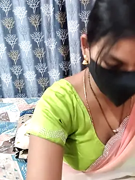 Snapshot of Lalitha-1995 chatting on April 8, 2026, 4:51 pm Lalitha-1995 online show from April 8, 2026, 4:51 pm