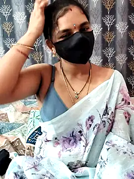 Snapshot of Lalitha-1995 chatting on April 9, 2026, 4:56 am Lalitha-1995 online show from April 9, 2026, 4:56 am