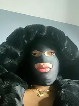 sweetybae75 online show from November 27, 2025, 11:07 pm