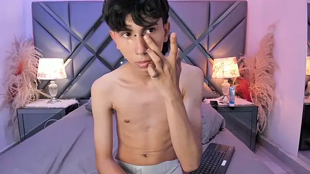 Milan LewisS online show from April 1, 2026, 11:55 am