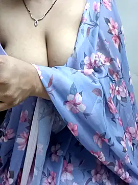 Anushka134 online show from October 19, 2025, 5:35 pm