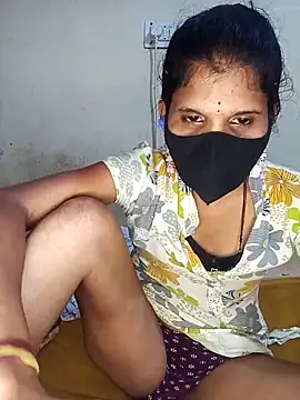 Snapshot of ranisanthutelugu chatting on September 18, 2025, 4:09 pm ranisanthutelugu online show from September 18, 2025, 4:09 pm