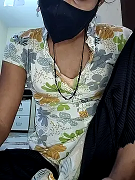 Snapshot of ranisanthutelugu chatting on September 24, 2025, 5:11 am ranisanthutelugu online show from September 24, 2025, 5:11 am