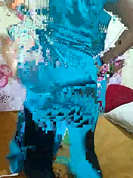 Snapshot of ranisanthutelugu chatting on October 17, 2025, 5:10 am ranisanthutelugu online show from October 17, 2025, 5:10 am