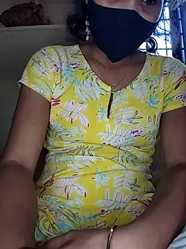 Snapshot of ranisanthutelugu chatting on October 30, 2025, 6:48 am ranisanthutelugu online show from October 30, 2025, 6:48 am