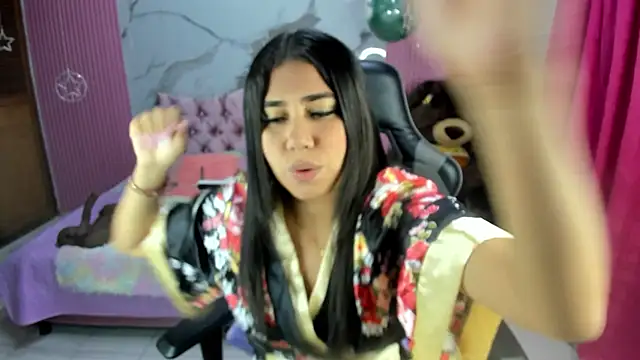 Mindy 19 online show from February 8, 2026, 11:02 am