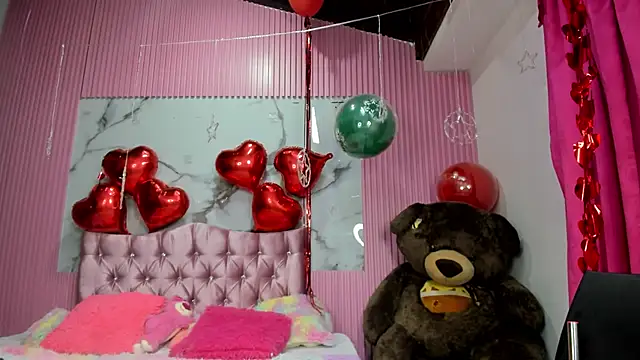 Mindy 19 online show from February 28, 2026, 10:55 pm